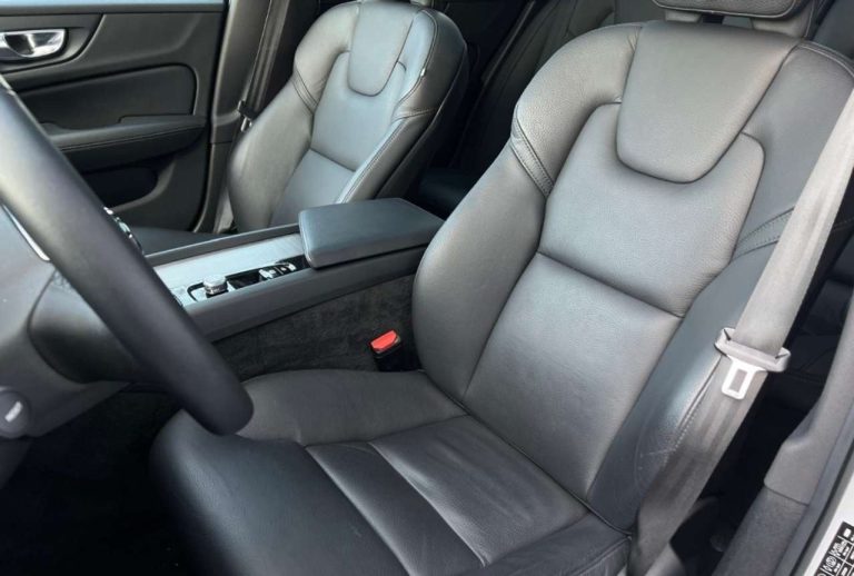 Volvo V60 Cross Country B4 AWD - photo 7