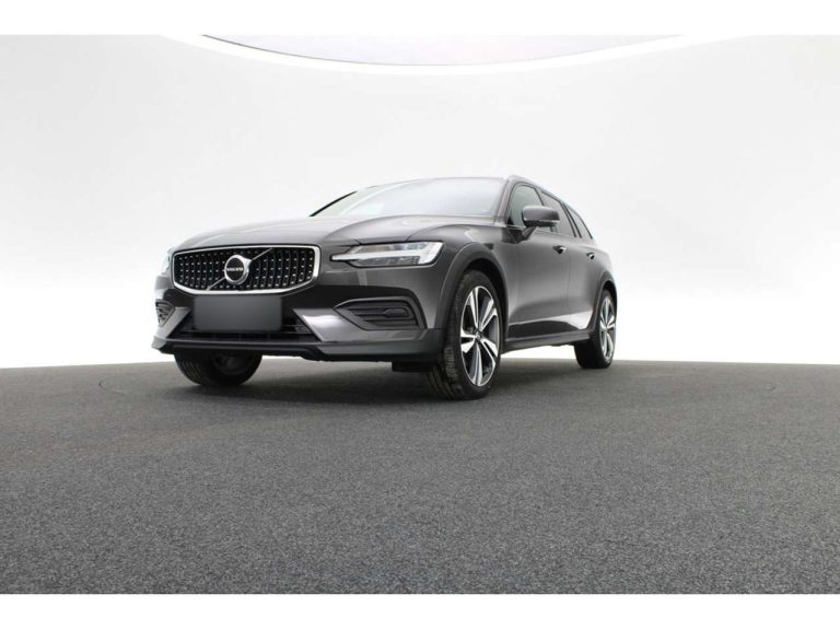 Volvo V60 Cross Country B4 AWD Plus