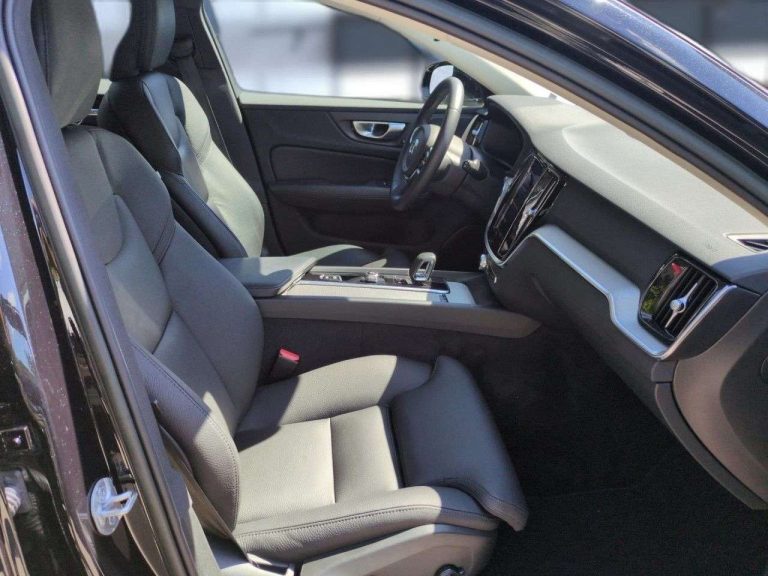 Volvo V60 Cross Country B4 AWD Plus - photo 12