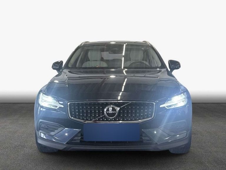 Volvo V60 Cross Country B4 AWD - photo 2