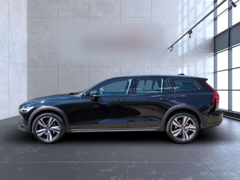 Volvo V60 Cross Country B4 AWD Plus - photo 4