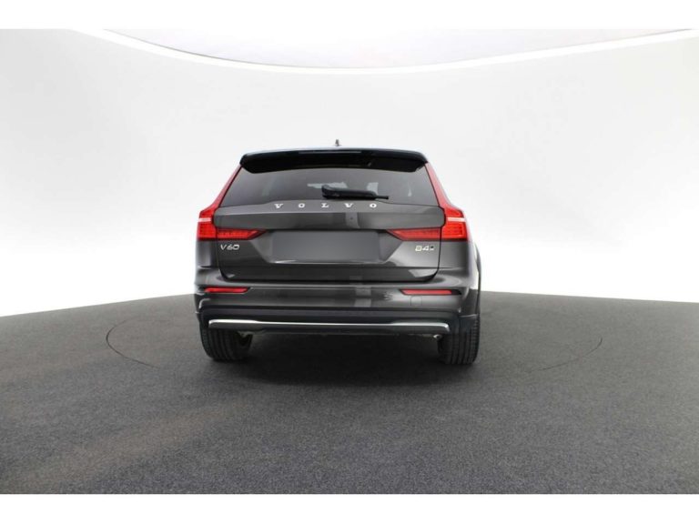 Volvo V60 Cross Country B4 Plus AWD - photo 4