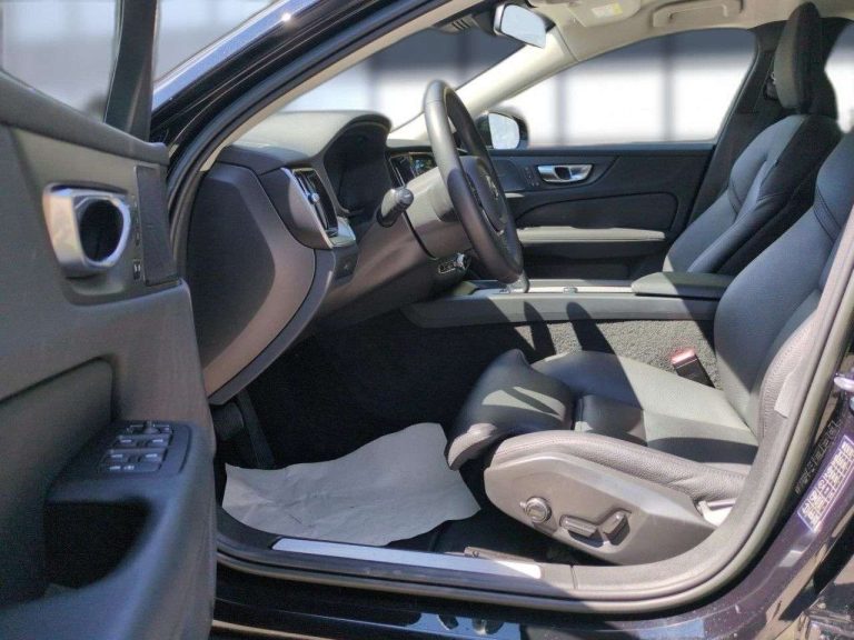 Volvo V60 Cross Country B4 AWD Plus - photo 5