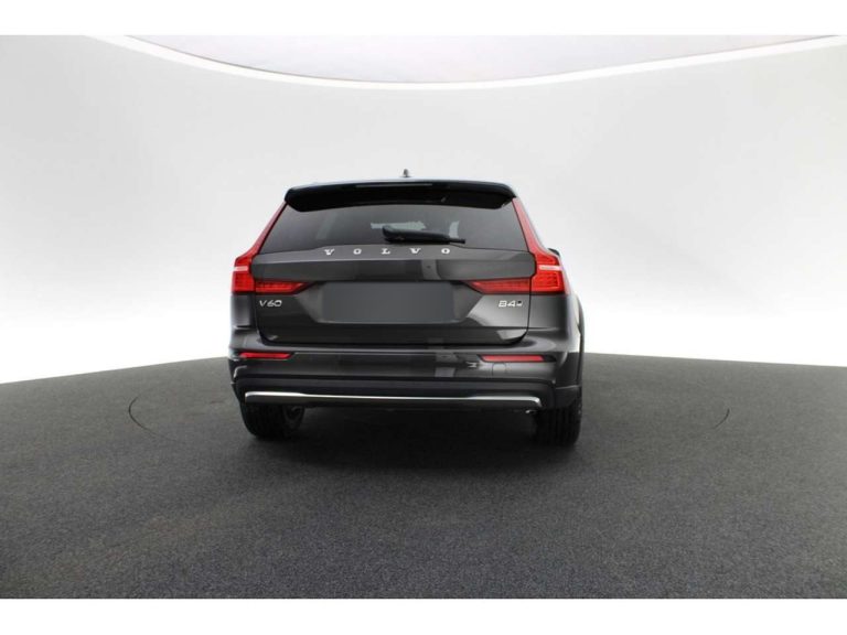 Volvo V60 Cross Country B4 AWD Plus - photo 5