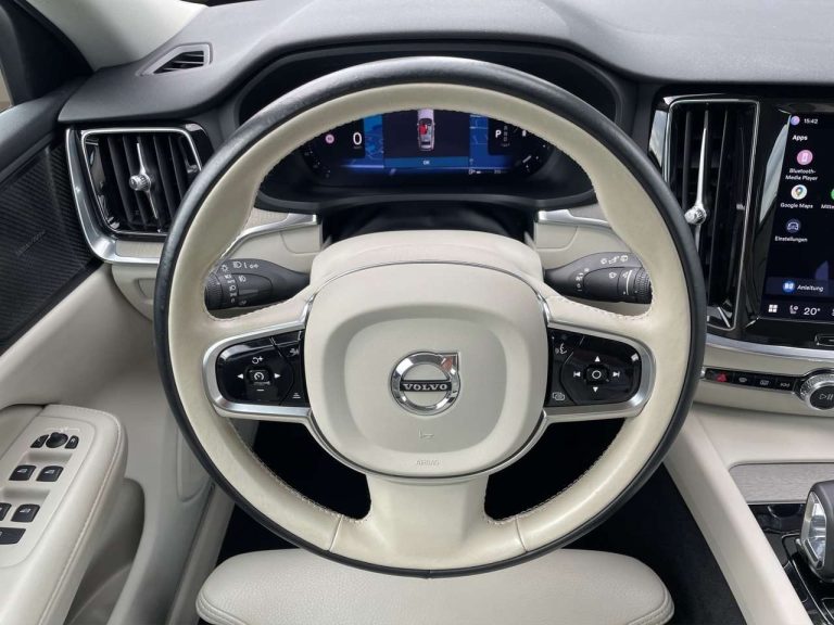 Volvo V60 Cross Country B4 AWD Plus - photo 8
