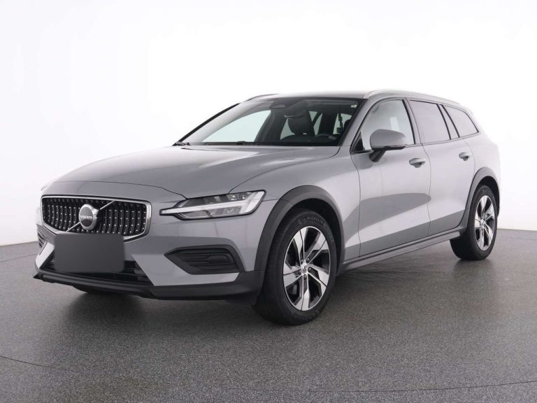 Volvo V60 Cross Country B4 AWD