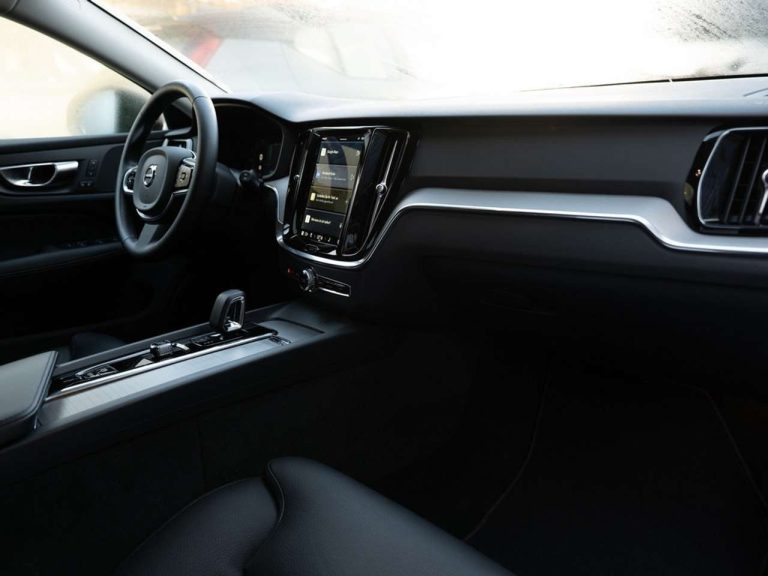 Volvo V60 Cross Country B4 AWD Plus - photo 10