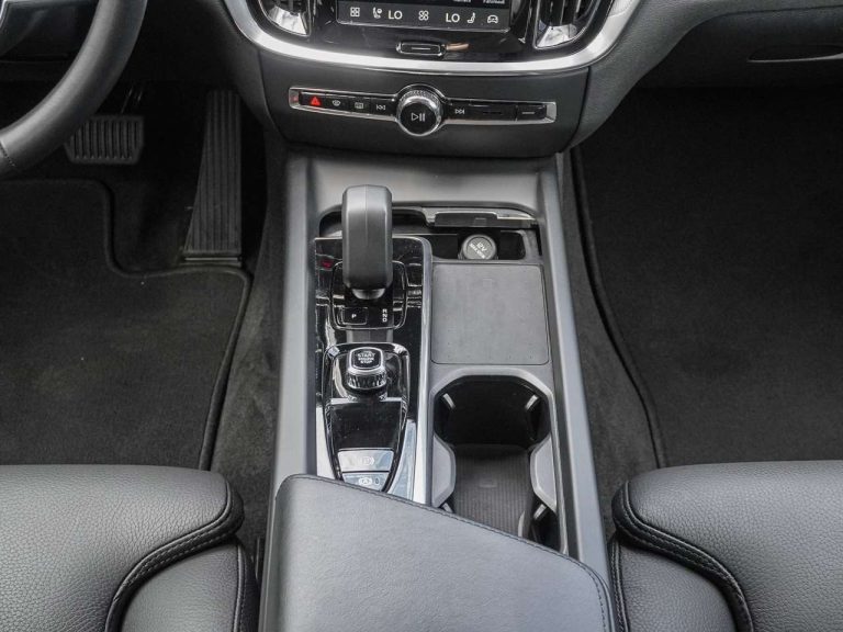 Volvo V60 Cross Country B4 AWD Plus Bright - photo 11