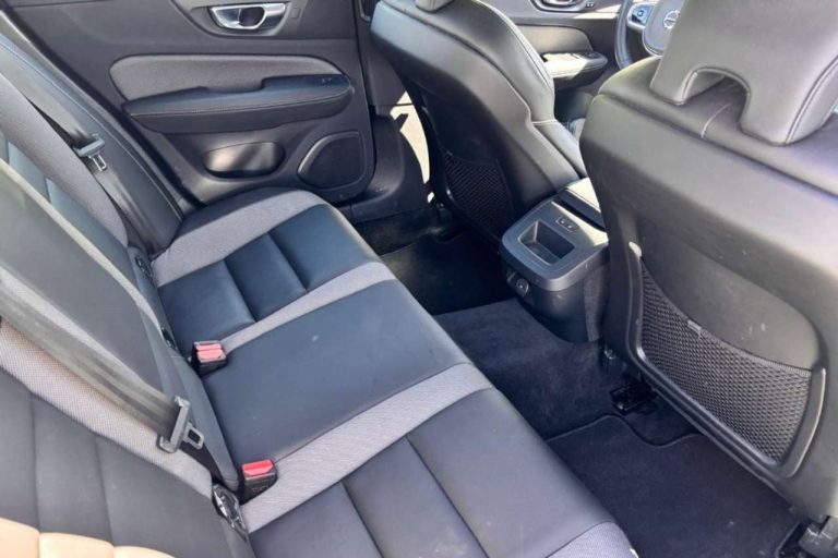 Volvo V60 Cross Country B4 AWD Plus - photo 13