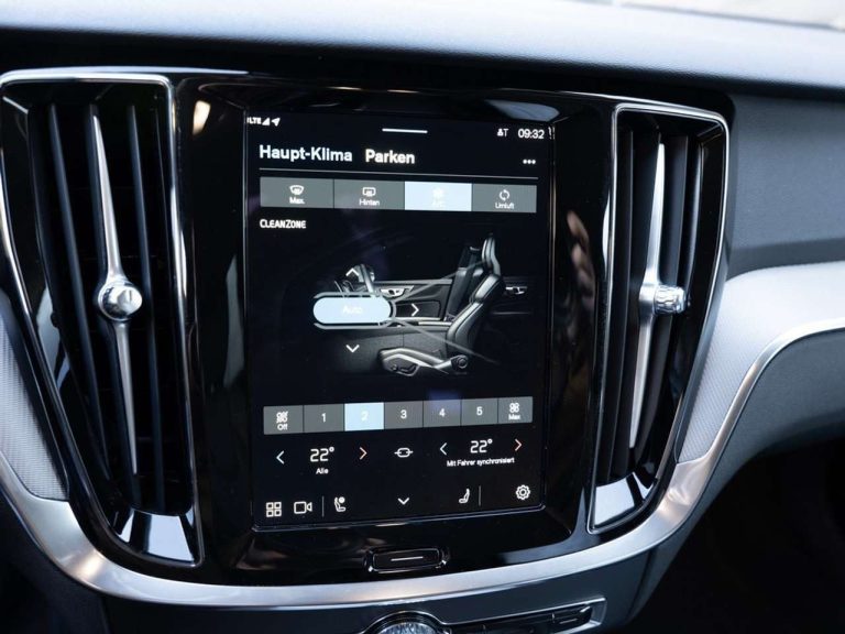 Volvo V60 Cross Country B4 AWD Plus - photo 17