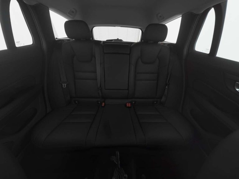 Volvo V60 Cross Country B4 AWD Plus - photo 7