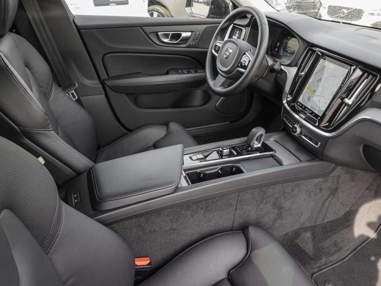 Volvo V60 Cross Country B4 AWD Plus Bright - photo 9