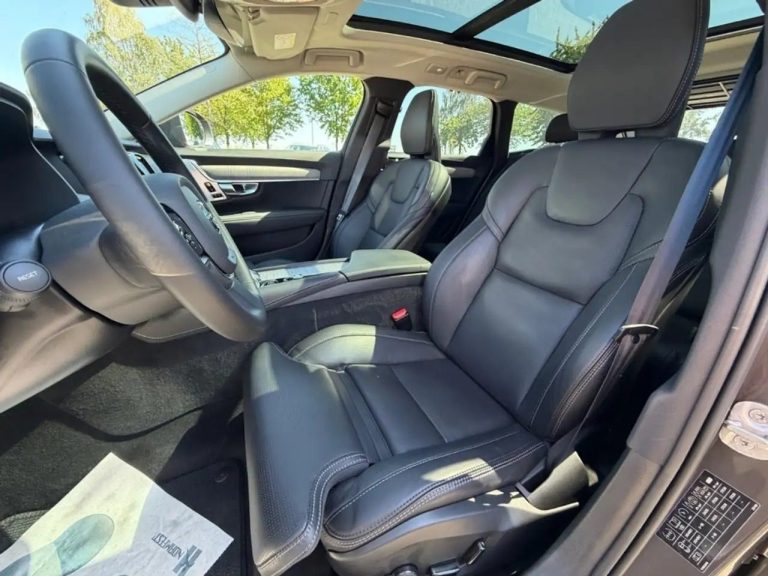 Volvo V90 Cross Country B4 AWD Ultimate - photo 11