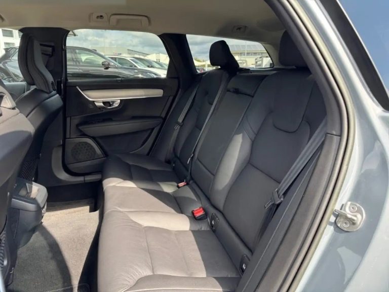 Volvo V90 B4 Plus Dark - photo 11