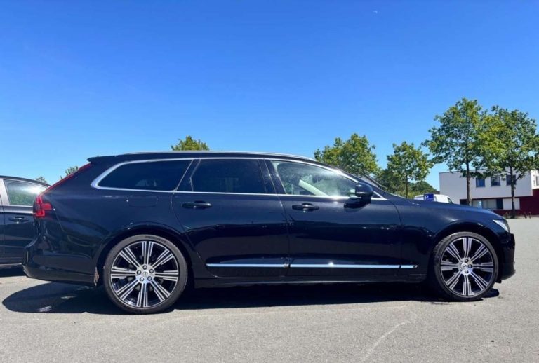 Volvo V90 B4 Ultimate Bright - photo 3