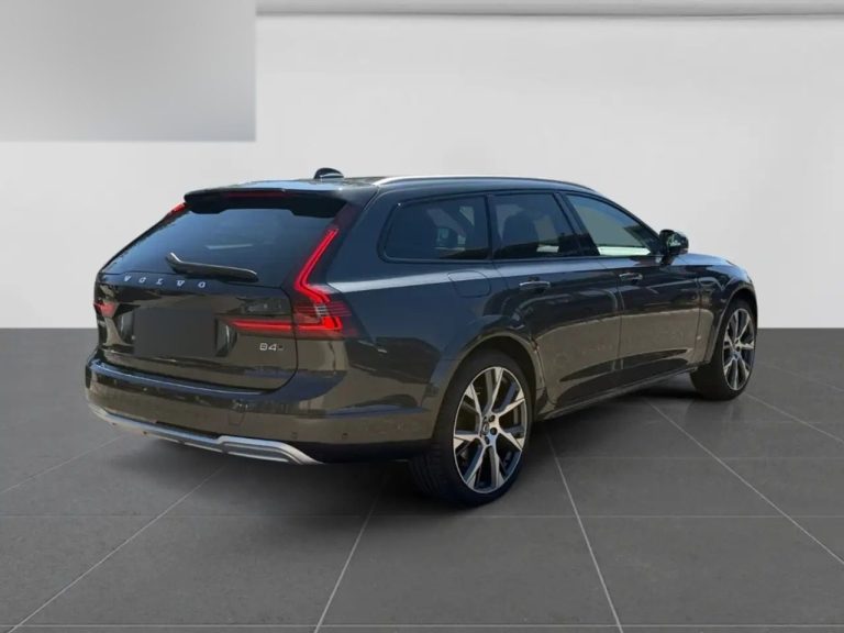 Volvo V90 Cross Country B4 AWD Ultimate - photo 5