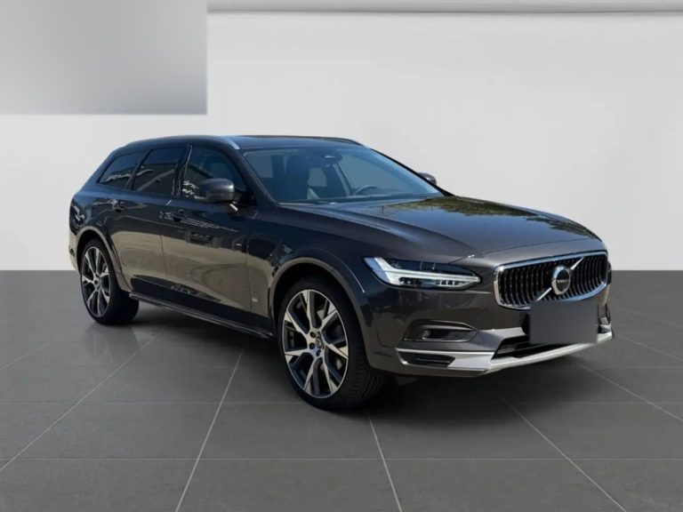 Volvo V90 Cross Country B4 AWD Ultimate - photo 7