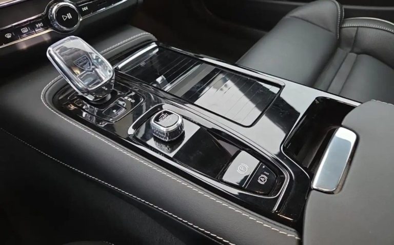 Volvo V90 T6 Plug-in Hybrid AWD Plus Dark - photo 14