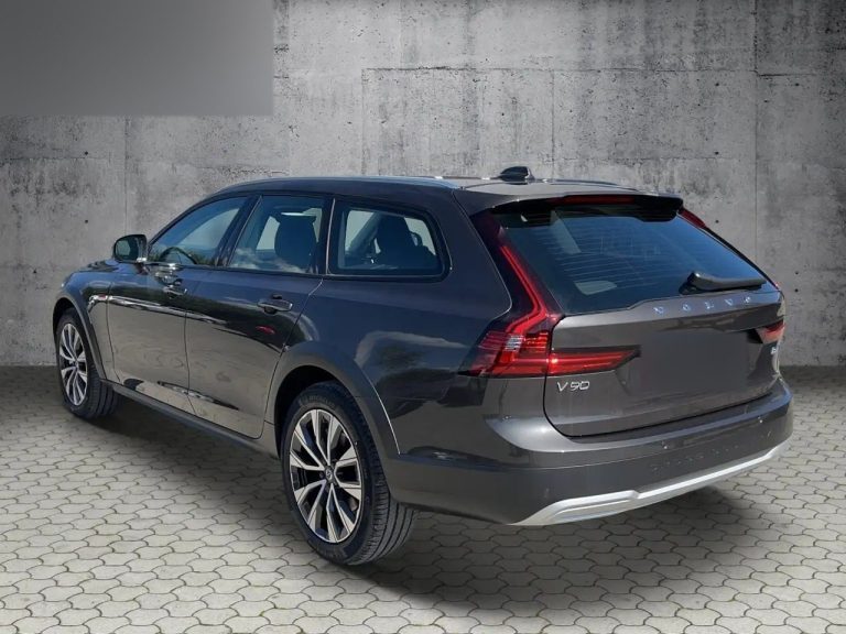 Volvo V90 Cross Country B4 AWD - photo 4
