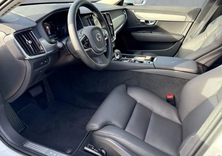 Volvo V90 T6 Recharge AWD Core - photo 10