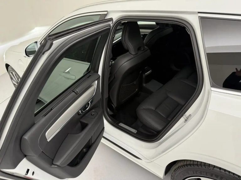 Volvo V90 Recharge T6 AWD Plus Bright - photo 17