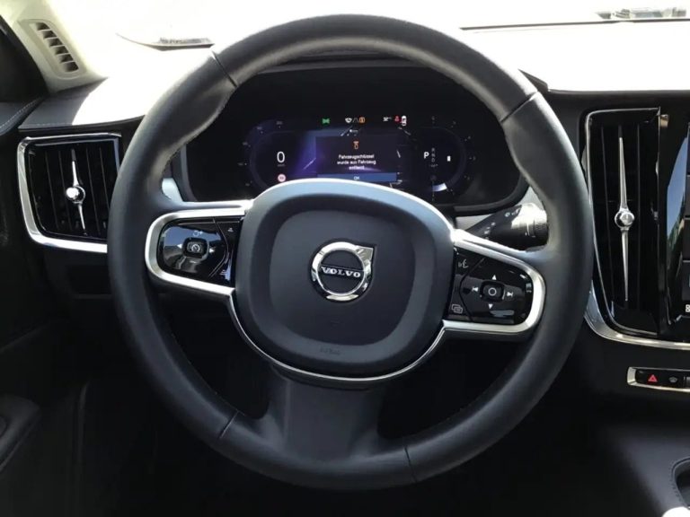 Volvo V90 B4 Plus Bright - photo 17