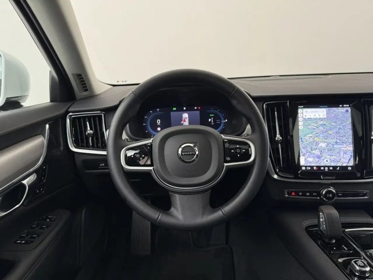 Volvo V90 Recharge T6 AWD Plus Bright - photo 18