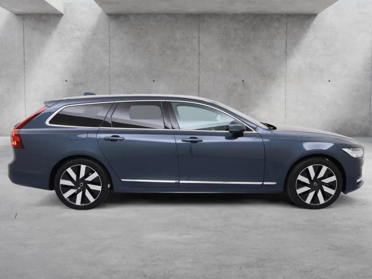 Volvo V90 Recharge T6 AWD Core - photo 3