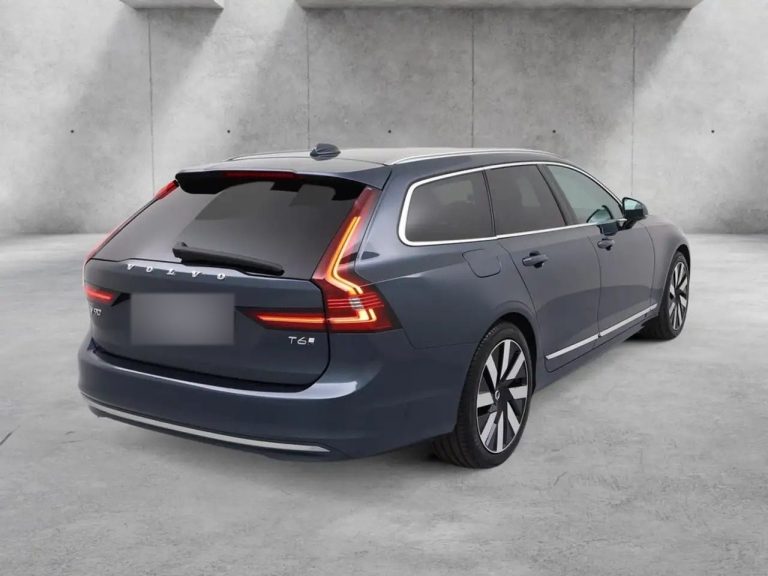 Volvo V90 Recharge T6 AWD Core - photo 4