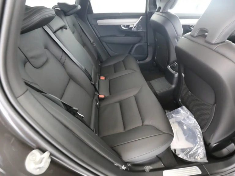 Volvo V90 T8 Recharge AWD Plus Dark - photo 4