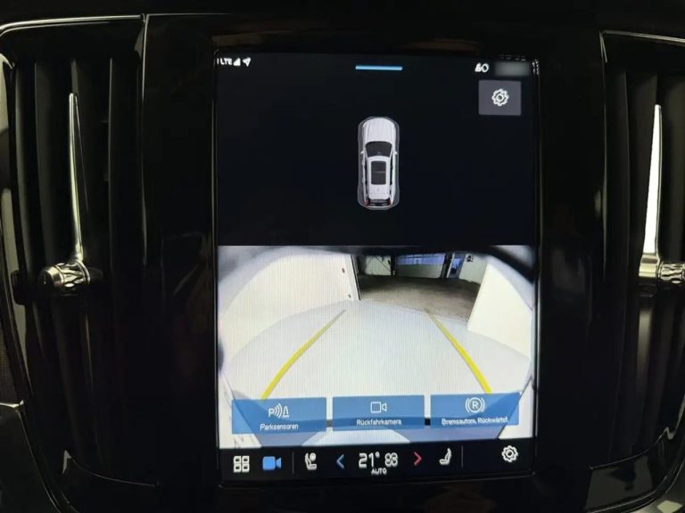 Volvo V90 Recharge T6 AWD Core - photo 8