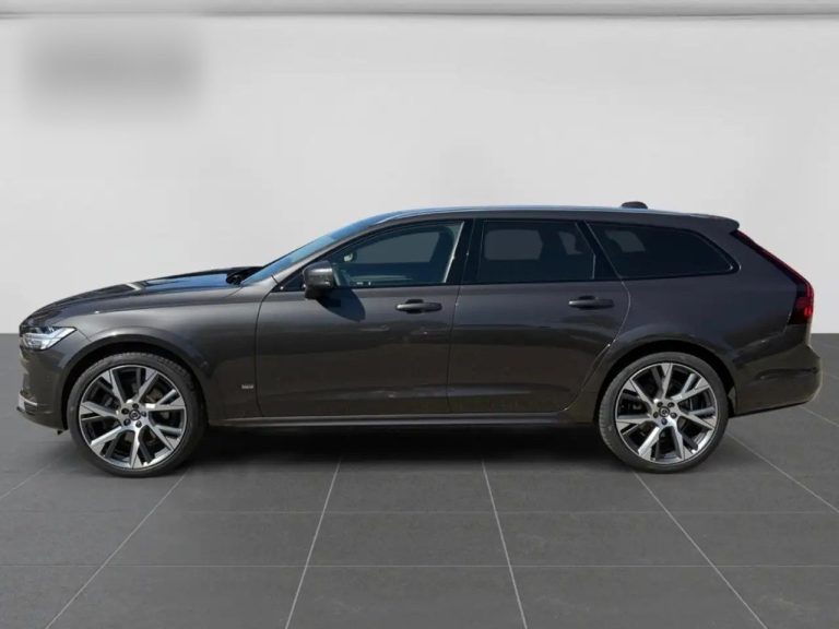 Volvo V90 Cross Country B4 AWD Ultimate - photo 2