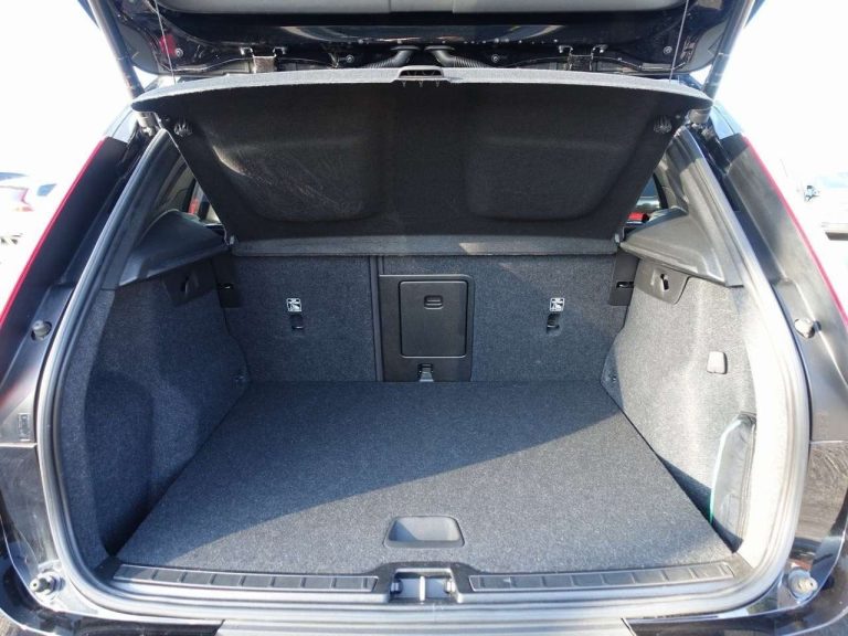 Volvo XC40 Recharge T5 R-Design - photo 15
