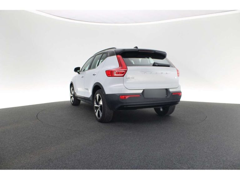 Volvo XC40 T4 Recharge R-Design - photo 6
