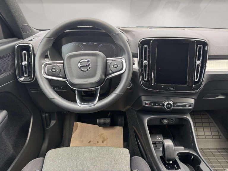 Volvo XC40 Recharge T4 Core - photo 10