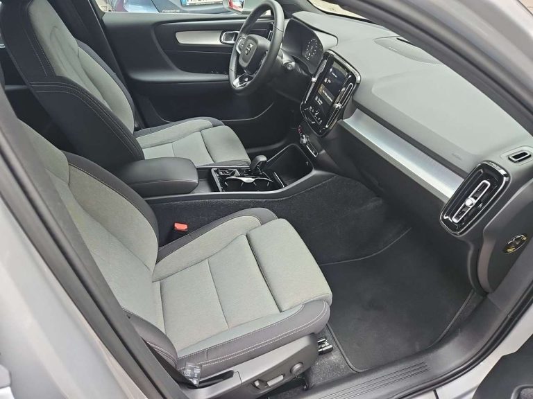 Volvo XC40 T4 Recharge Plus Bright - photo 11