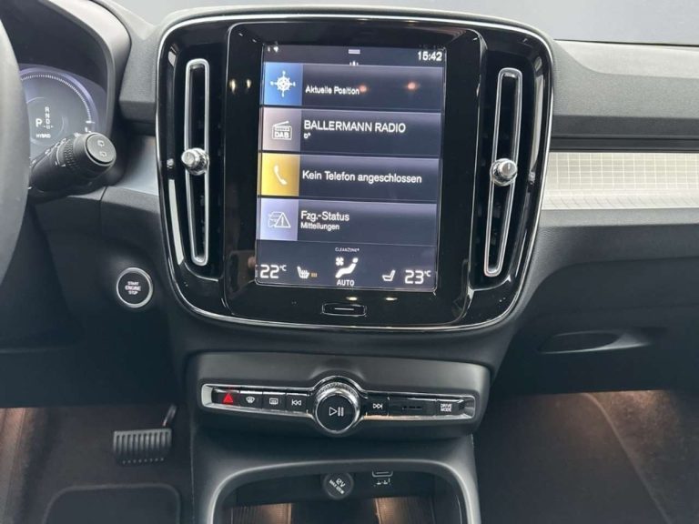 Volvo XC40 T4 Recharge Core - photo 11