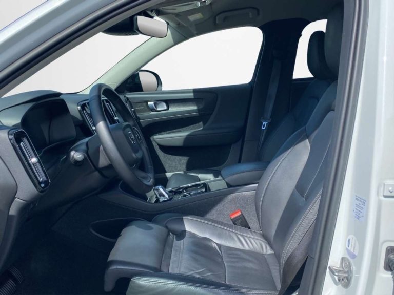 Volvo XC40 T5 Recharge - photo 11