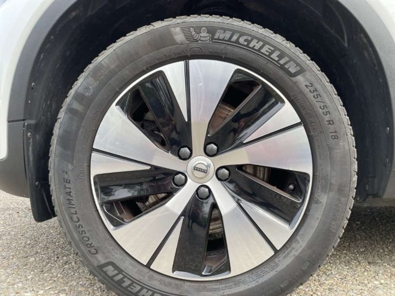 Volvo XC40 Recharge T4 Plus Bright - photo 12