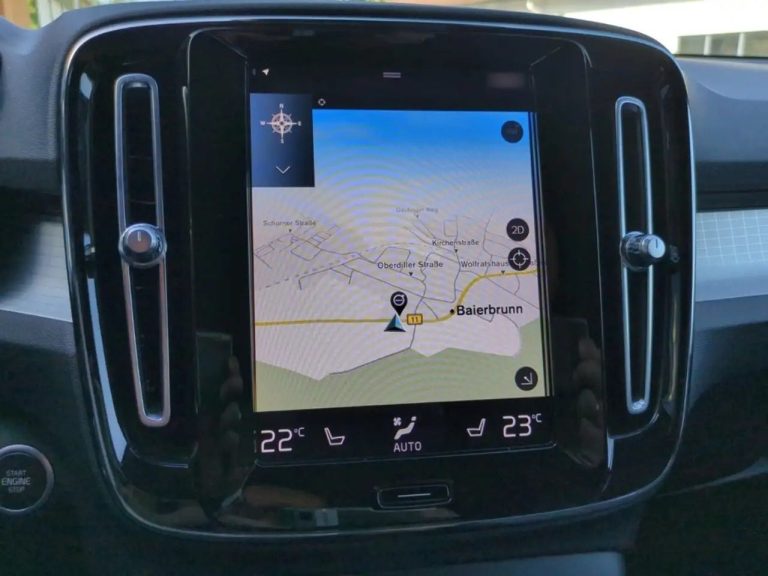 Volvo XC40 T4 Recharge Plus Dark - photo 17