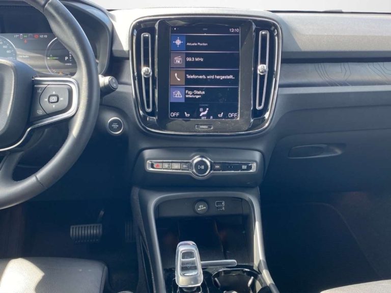Volvo XC40 T5 Recharge - photo 18