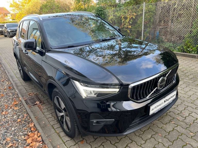 Volvo XC40 Recharge T4 Plus Bright - photo 2