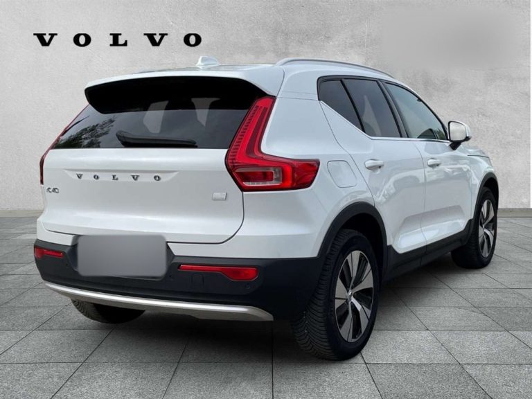 Volvo XC40 Recharge T4 Plus Bright - photo 2