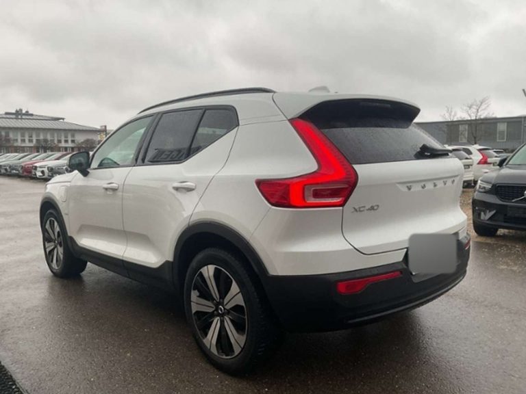 Volvo XC40 Recharge T5 Plus Dark - photo 3