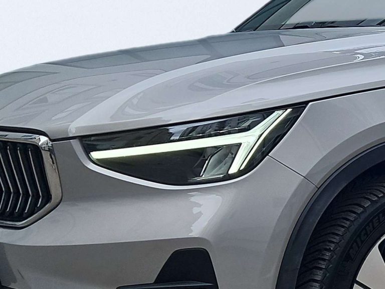 Volvo XC40 T4 Recharge Plus Bright - photo 5