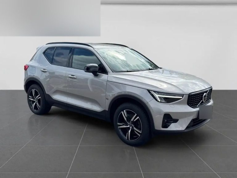 Volvo XC40 B3 Plus Dark - photo 7