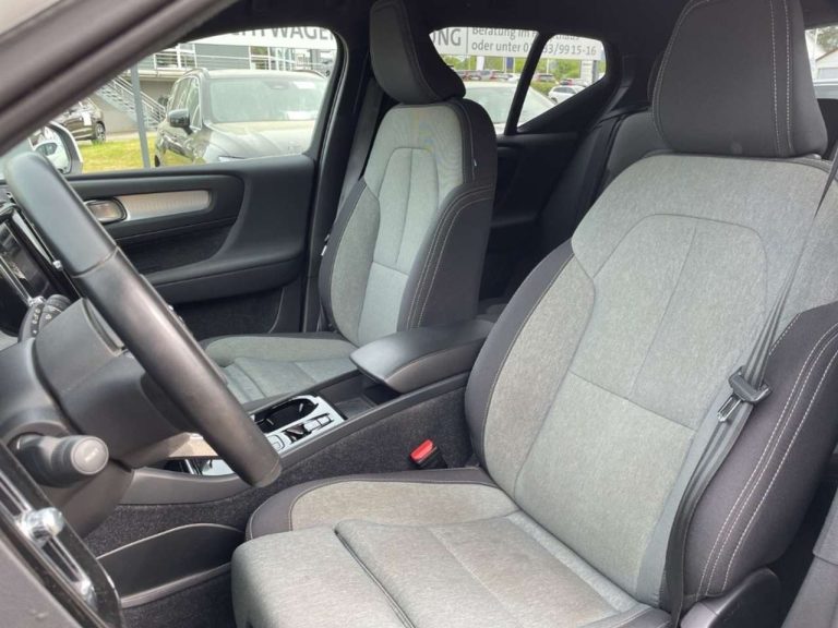 Volvo XC40 Recharge T4 Plus Bright - photo 8