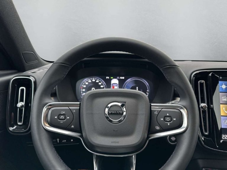 Volvo XC40 T4 Recharge Core - photo 9