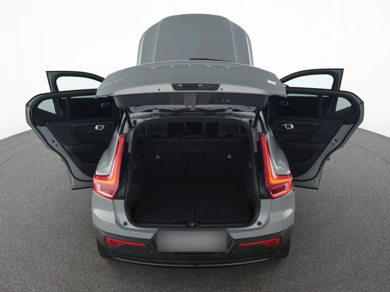 Volvo XC40 Recharge Extended Range Plus - photo 13