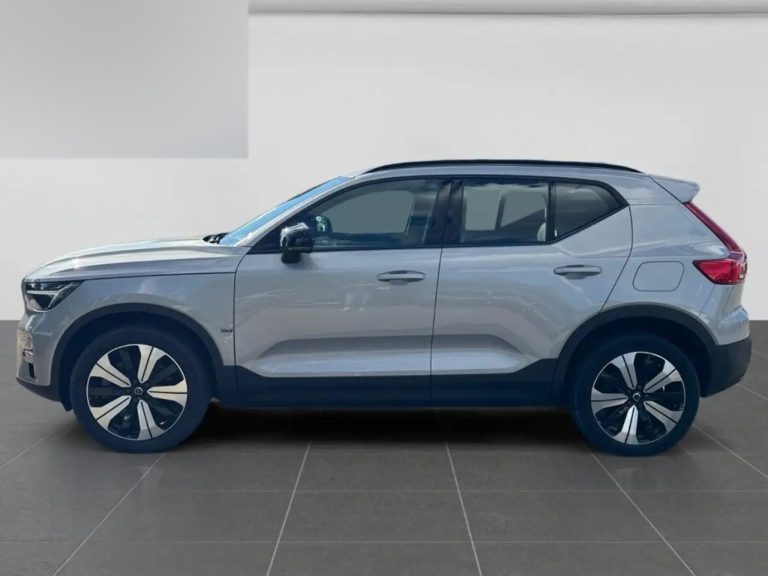 Volvo XC40 Recharge Single Motor Plus - photo 2